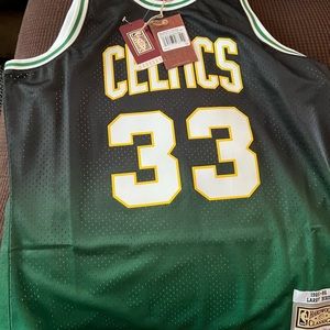 XXL Celtics jersey new with tags multicolored fade to dark green - Larry Bird